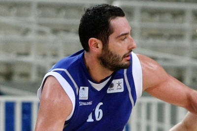 Δυσκολεύει η παραμονή του Καραποστόλου στην Καβάλα