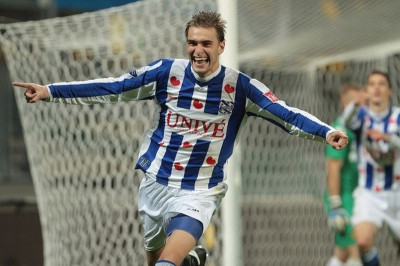 Περιζήτητος ο Ντοστ