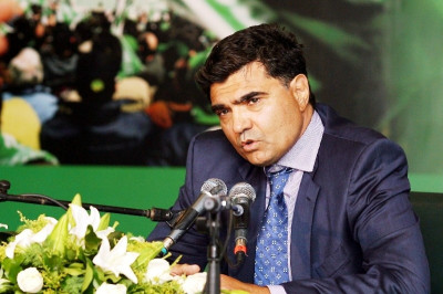 Χρήματα από τον Φεϊζάλ περιμένει να δει ο Βαρδινογιάννης