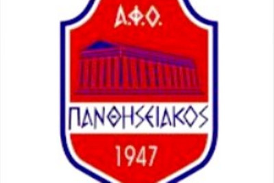 Αποχωρήσεις στον Πανθησειακό