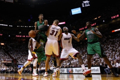 Λεμπρόν Τζέιμς: «Έγραψε ιστορία ο Ραζόν Ρόντο»