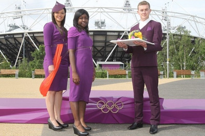 Λονδίνο 2012: Μωβ και αγόρια στις απονομές (photos)