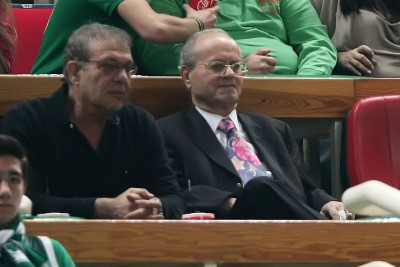 Με τις ευχές του Θανάση