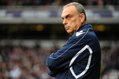 Euro 2012: Ξεναγός της Αγγλίας στο Άουσβιτς ο Γκραντ!