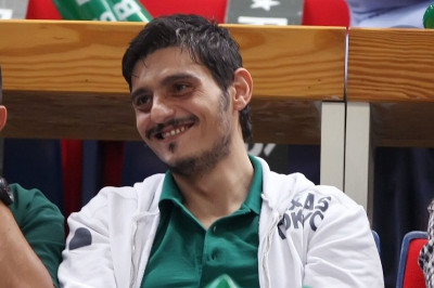 «Στις λευκές πολυθρόνες οι παράγοντες του Ολυμπιακού»...