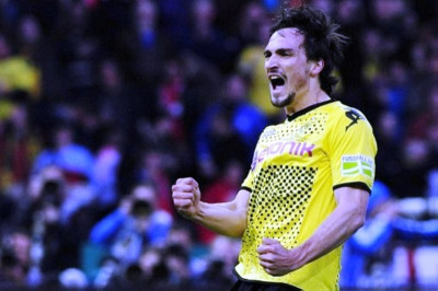 Ανανέωσε και ο Χουμέλς με Ντόρτμουντ!