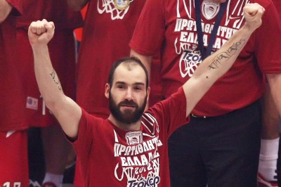 «Ο Σπανούλης έχει συμβόλαιο με τον Ολυμπιακό»