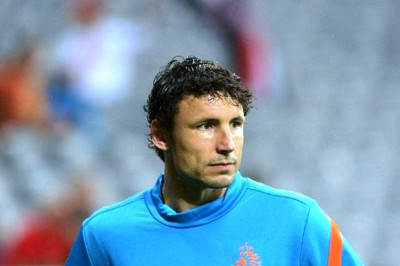 Euro 2012: Βλέπει τρόπαιο ο Φαν Μπόμελ