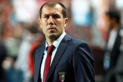 Ανακοίνωσε Ζαρντίμ ο Ολυμπιακός (photos+video)