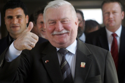 Euro 2012: 2-1 βλέπει και ο Βαλέσα