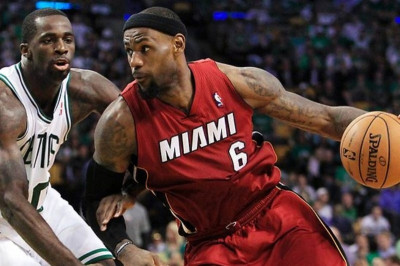 ΛεΜπρόν ο… Γιουσέιν Μπολτ του μπάσκετ!