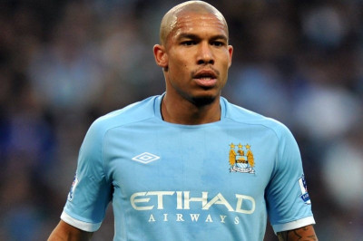 Τελευταία προσπάθεια της Σίτι να κρατήσει τον Ντε Γιόνγκ