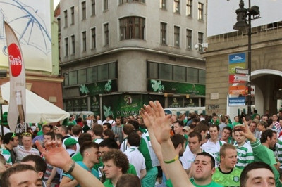 Euro 2012: Ελεύθεροι οι Ιρλανδοί οπαδοί
