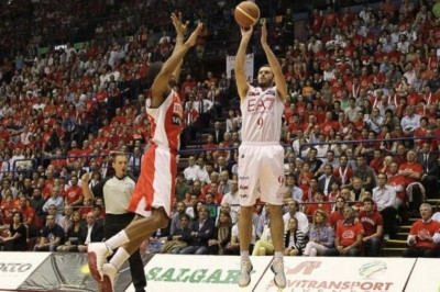 Αγωνία για Φώτση...