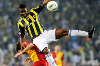 Σερβέτ Τσετίν και Ζόζεφ Γιόμπο για Ολυμπιακό! (videos+photos)