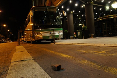 Επίθεση στο πούλμαν της Σιένα! (photos)