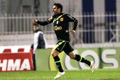 «Βλέπει» (;) Καστίγιο ο Ερυθρός Αστέρας