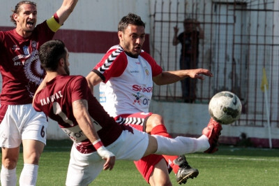 Τριανταφύλλου, η πέμπτη αποχώρηση από τη Γλυφάδα