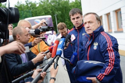 Euro 2012: Άντβοκαατ: «Σκληρή ομάδα η Ελλάδα»