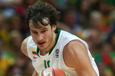 Απέκτησε Γιασάιτις η Λοκομοτίβ Κουμπάν!