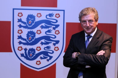 Euro 2012: Το βάρος στα «στημένα» ο Χόντγκσον