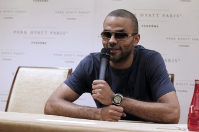 Τραυματισμός του Τόνι Πάρκερ σε καυγά