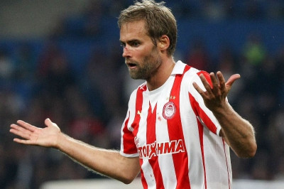 Ψήφος… εμπιστοσύνης σε Μέλμπεργκ από Ολυμπιακό