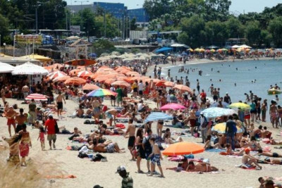 Οι Αθηναίοι ψήφισαν… παραλία δαγκωτό!