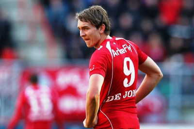 Πρόταση σε Τβέντε για Ντε Γιόνγκ από Νιουκάστλ