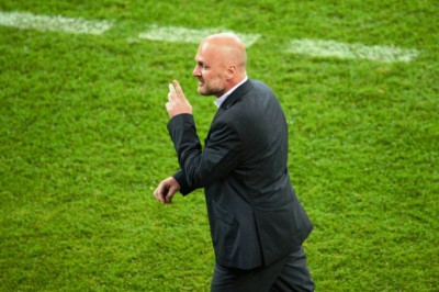 Euro 2012: Μπίλεκ: «Δεν σκεφτόμαστε μόνο τον Ρονάλντο»