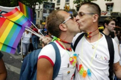 Θεσσαλονίκη: Αρχίζει το Gay Pride – Οργισμένος ο Άνθιμος