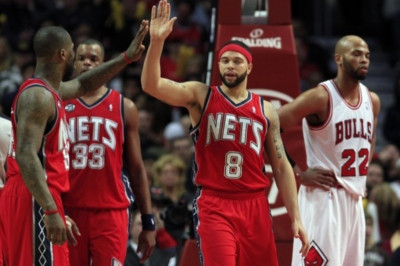 Ανάμεσα σε δύο ομάδες ο Ντερόν Ουίλιαμς