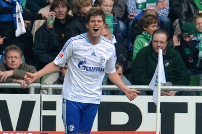 Θέλει να ανανεώσει με Χούντελααρ η Σάλκε…