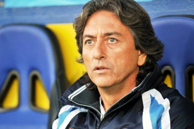 Βαγγέλης Βλάχος