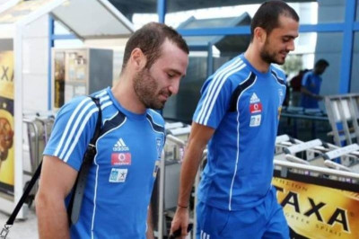 Βύντρα και Σαλπιγγίδης κάνουν διακοπές στην Πάρο