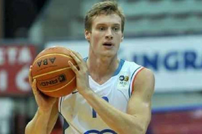 Δάνεισε Ραντόσεβιτς στη Λιέτουβος η Αρμάνι