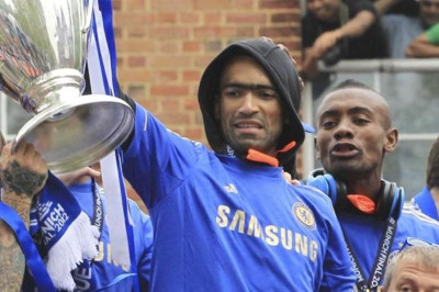 Τέλος Καλού και Μποσίνγκουα από την Τσέλσι!