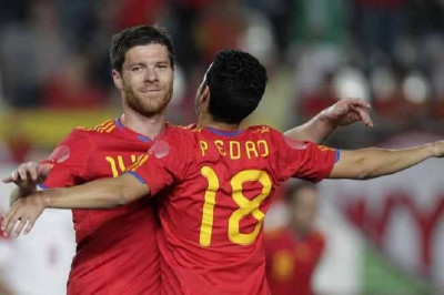 Euro 2012: Στο «κυνήγι» τεσσάρων θρύλων, Αλόνσο και Πέδρο