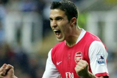 Άρσεναλ: «Σεβόμαστε την απόφαση του Φαν Πέρσι»