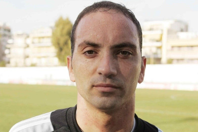 Μένει στους Τράχωνες ο Βαγγελάκος!