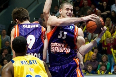 Στη Μακάμπι ο Κέινερ-Μέντλεϊ