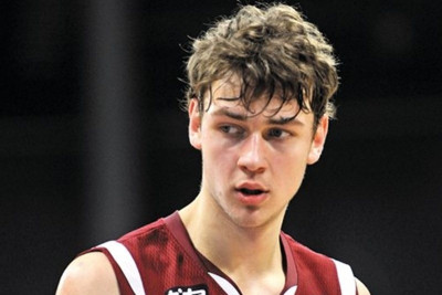 Υπέγραψαν Μοντεγιούνας οι Ρόκετς