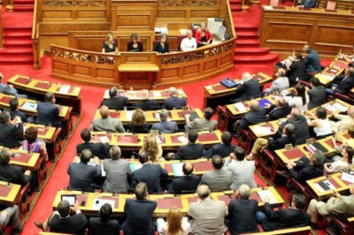 Έλαβε ψήφο εμπιστοσύνης η Κυβέρνηση