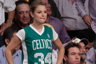 Τα… πήρε με Άλεν η Μενούνος!