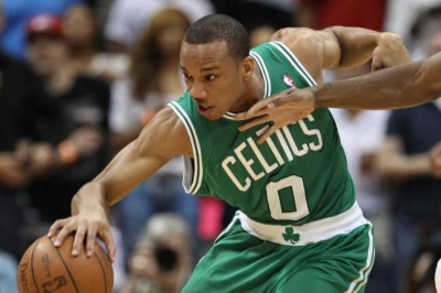 Ξανά «νυστέρι» για Μπράντλεϊ