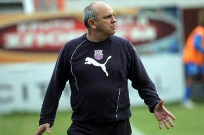 «Όχι» Βαζάκα σε Τρίκαλα