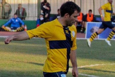 Δεν το... κουνάει απ' την Μυτιλήνη ο Βλαστέλλης!