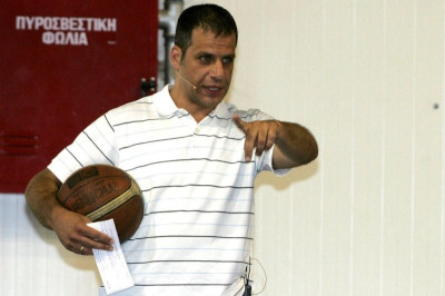 Στον Κολοσσό ο Παπαχατζής