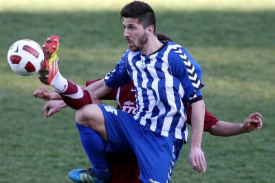 Ανανέωσε με Φωκικό ο Κωστόπουλος