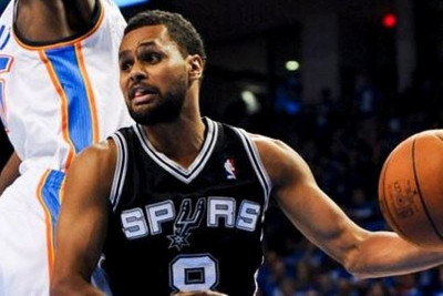 Ανανέωσε με Σπερς ο Μιλς